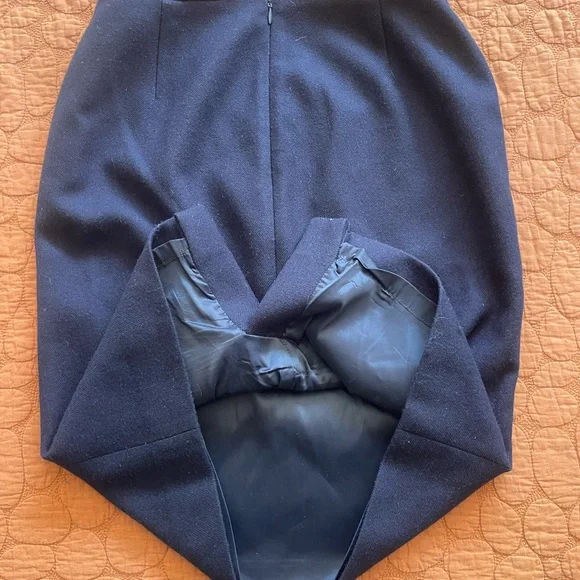 J.Crew No. 2 Pencil Skirt - Navy Blue wool💙 - Picture 4 of 4